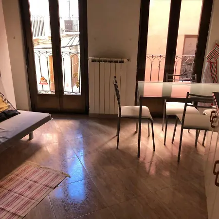 Tu Piso La Plaza Mayor דירה *